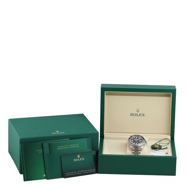 Rolex GMT Master II 126710 GRNR